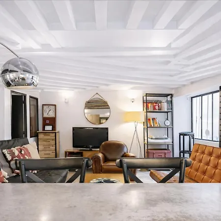 Apartment Opera Center Charming Air-conditioned Loft *