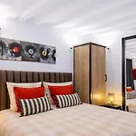 Opera Center Charming Air-conditioned Loft باريس