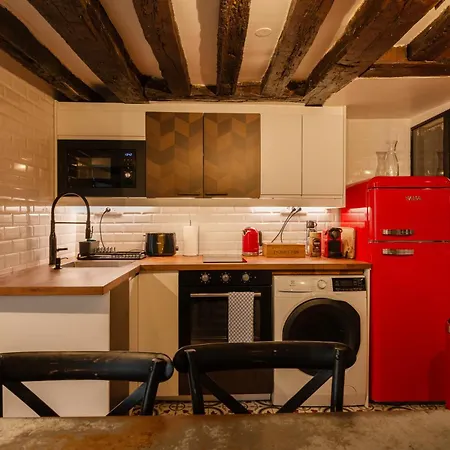 Opera Center Charming Air-conditioned Loft Apartment *