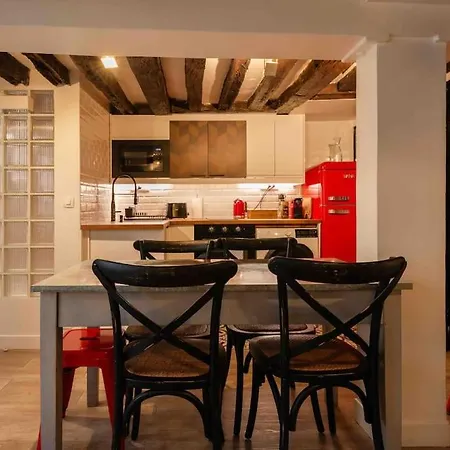 Opera Center Charming Air-conditioned Loft Apartment *