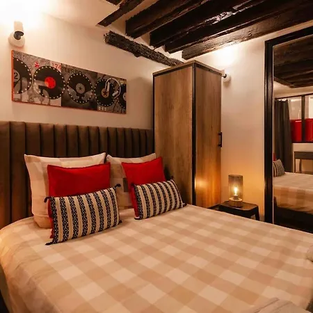 Lejlighed Opera Center Charming Air-conditioned Loft *